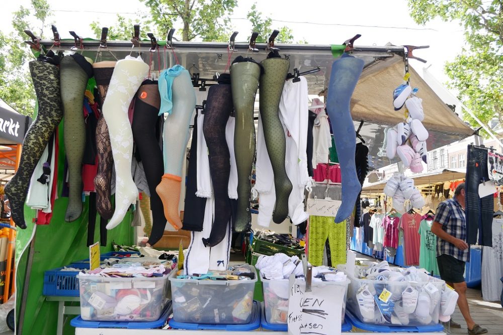Bild von einem holländischen Markt.