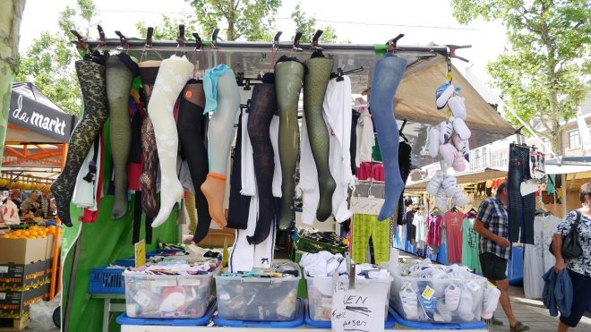 Bild von einem holländischen Markt.